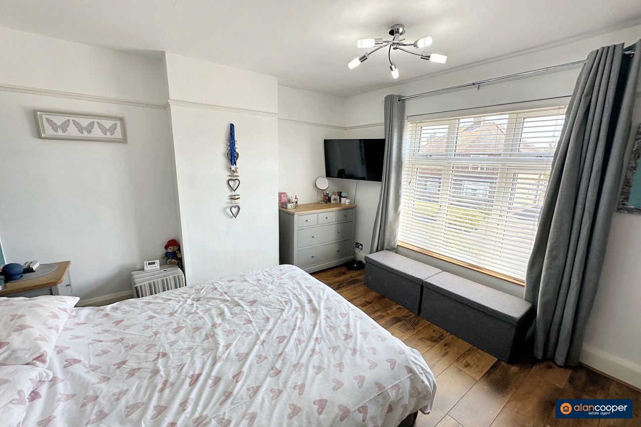 Barnacle Lane, Bulkington, CV12 9RJ