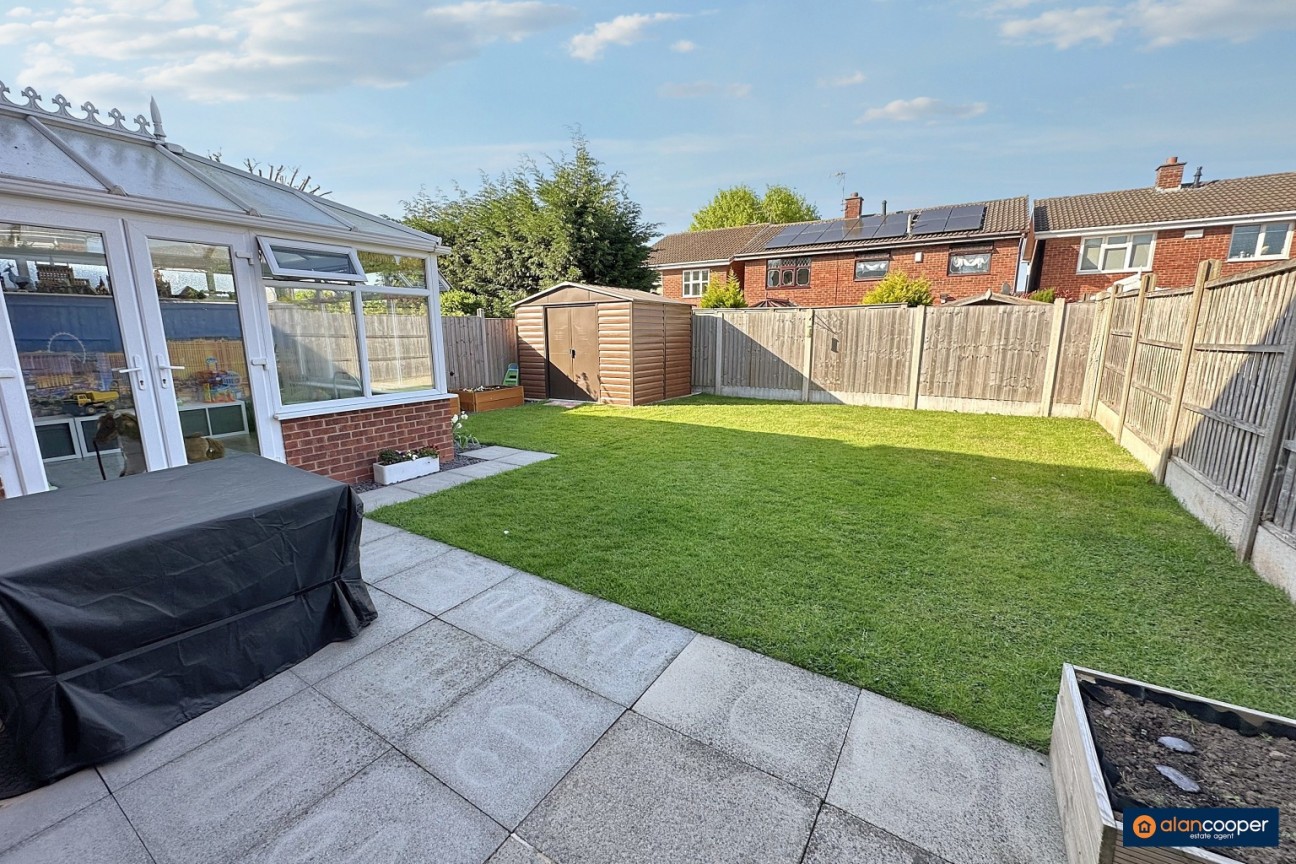 Chatsworth Drive, Whitestone, Nuneaton, CV11 6SB