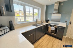 Chatsworth Drive, Whitestone, Nuneaton, CV11 6SB