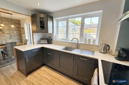 Chatsworth Drive, Whitestone, Nuneaton, CV11 6SB