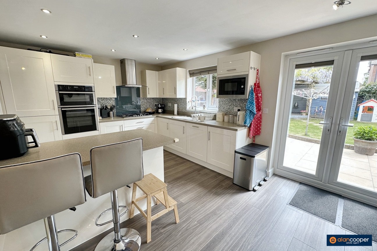 Baskerville Road, Heritage View, Nuneaton, CV11 6QZ