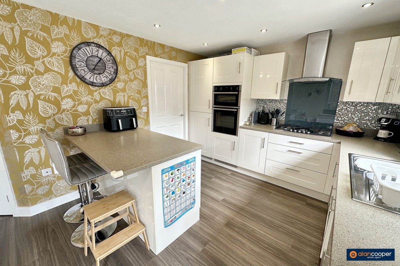 Baskerville Road, Heritage View, Nuneaton, CV11 6QZ
