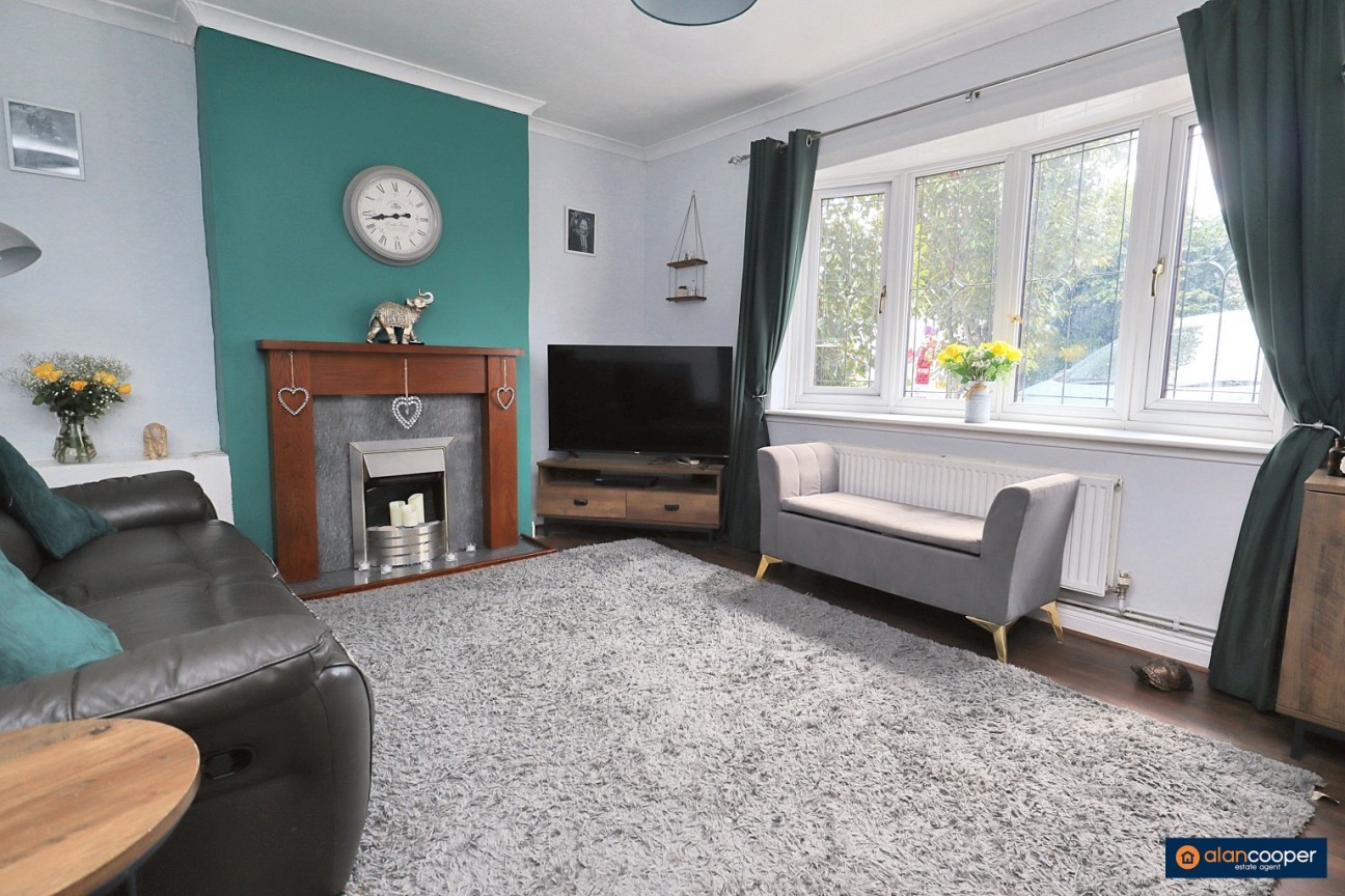 Springfield Road, Attleborough, Nuneaton, CV11 4PY