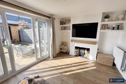 Corrib Road, Eliot's View, Nuneaton, CV10 0QF