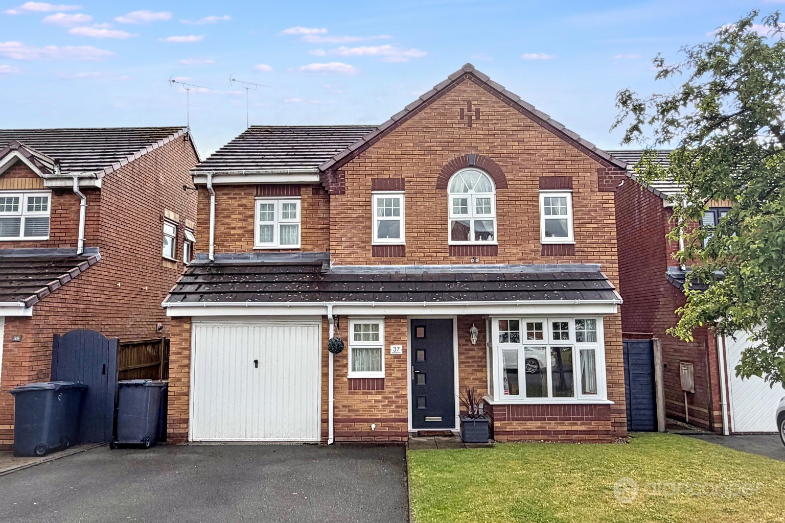 Shillingstone Drive, Heritage Park, Nuneaton, CV10 7GA