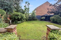 Shillingstone Drive, Heritage Park, Nuneaton, CV10 7GA