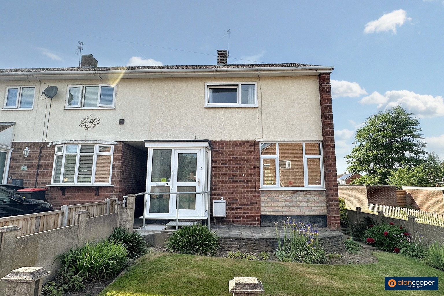York Avenue, Atherstone, CV9 3DB