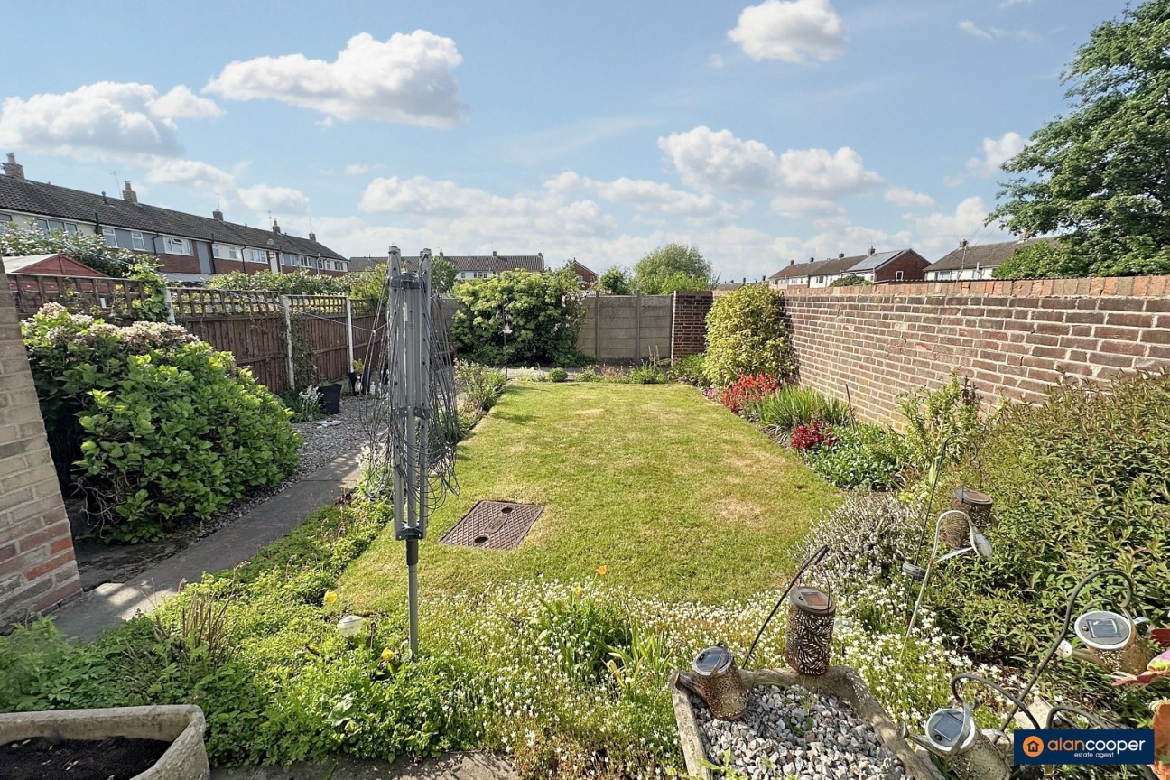York Avenue, Atherstone, CV9 3DB