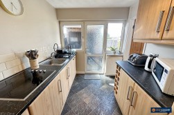 York Avenue, Atherstone, CV9 3DB