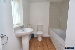 Cowburn Lane, Nuneaton, CV10 9FS
