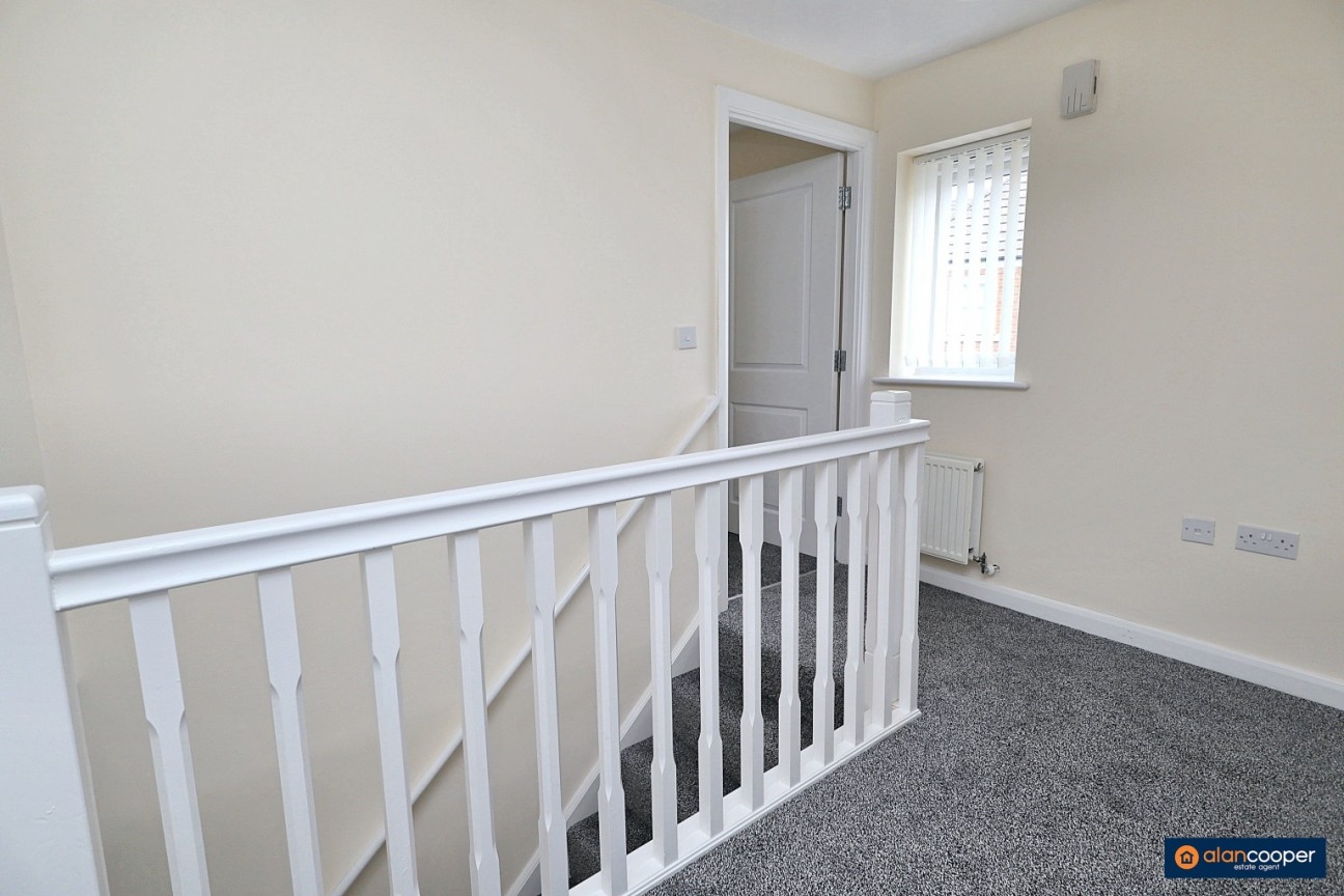 Cowburn Lane, Nuneaton, CV10 9FS