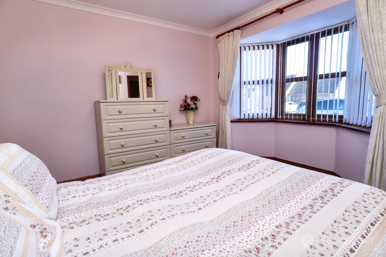 Arbury Garth, Stockingford, Nuneaton, CV10 8LA