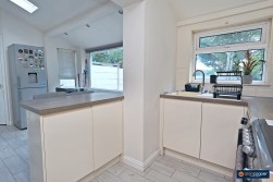 Greenmoor Road, Nuneaton, CV10 7EY