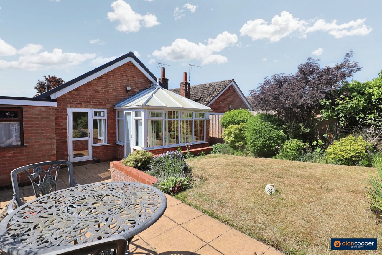 Leyland Road, Bulkington, Bedworth, CV12 9LW