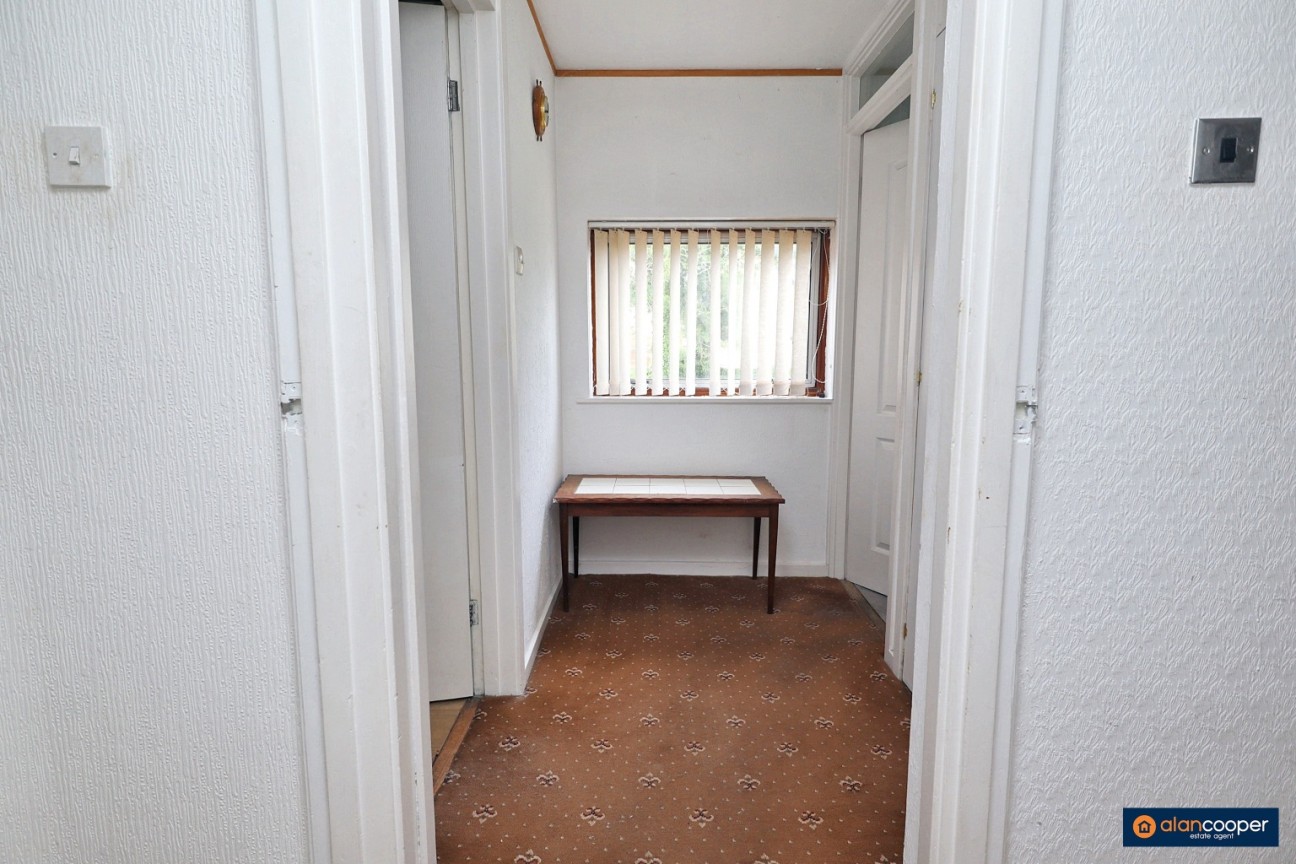 Winchester Avenue, Weddington, Nuneaton, CV10 0DS