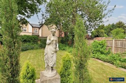 Winchester Avenue, Weddington, Nuneaton, CV10 0DS