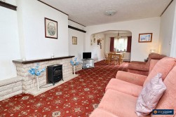 Winchester Avenue, Weddington, Nuneaton, CV10 0DS