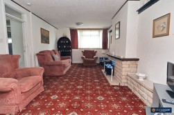 Winchester Avenue, Weddington, Nuneaton, CV10 0DS
