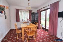 Winchester Avenue, Weddington, Nuneaton, CV10 0DS