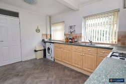 Winchester Avenue, Weddington, Nuneaton, CV10 0DS