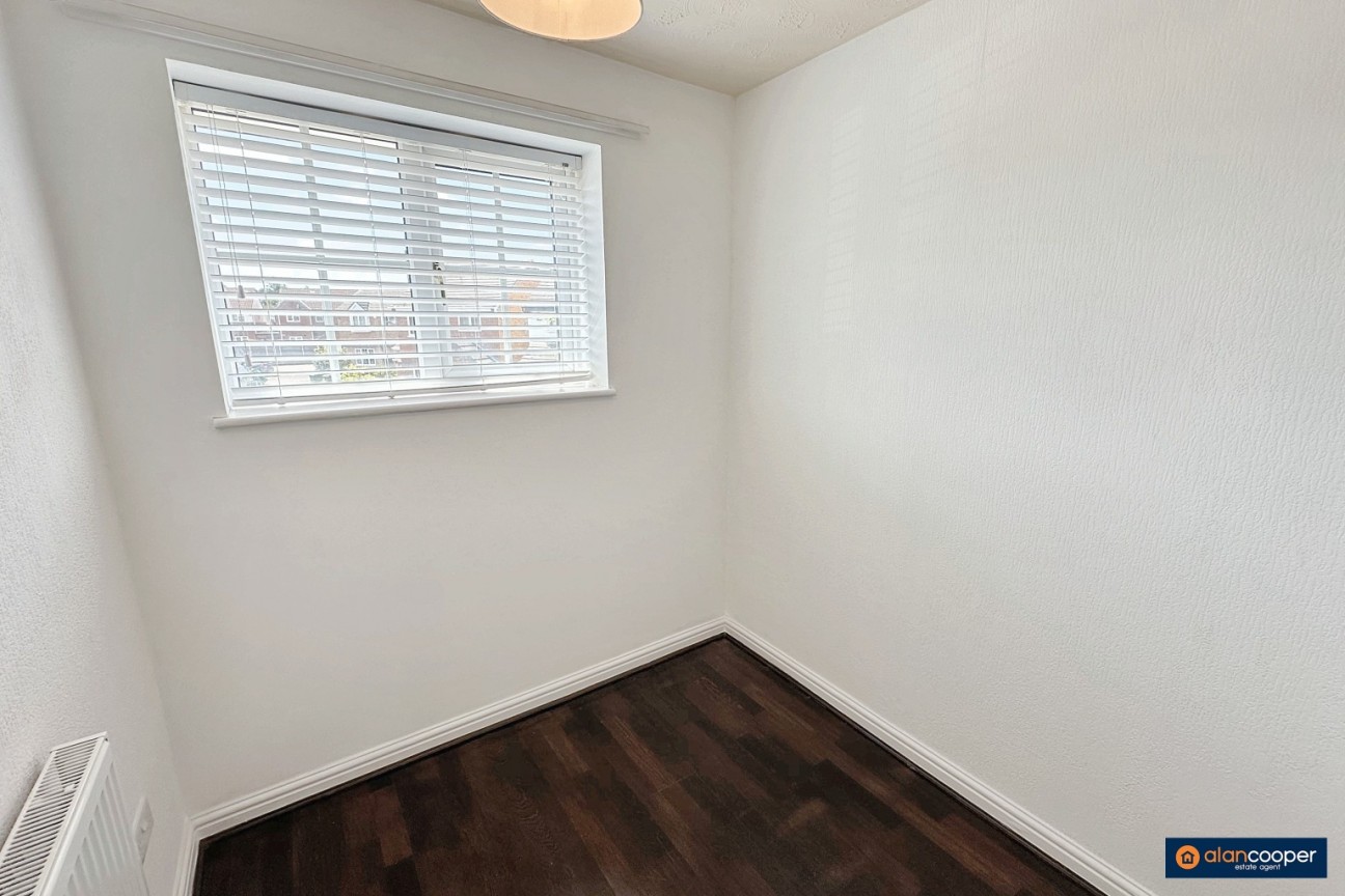 Crantock Way, Horeston Grange, Nuneaton, CV11 6GW