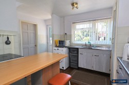 Cherry Tree Avenue, Nuneaton, CV10 9BD