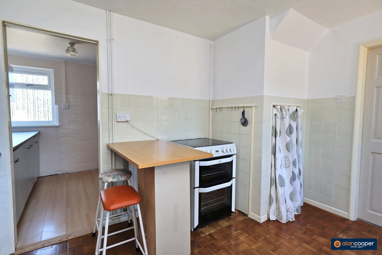 Cherry Tree Avenue, Nuneaton, CV10 9BD