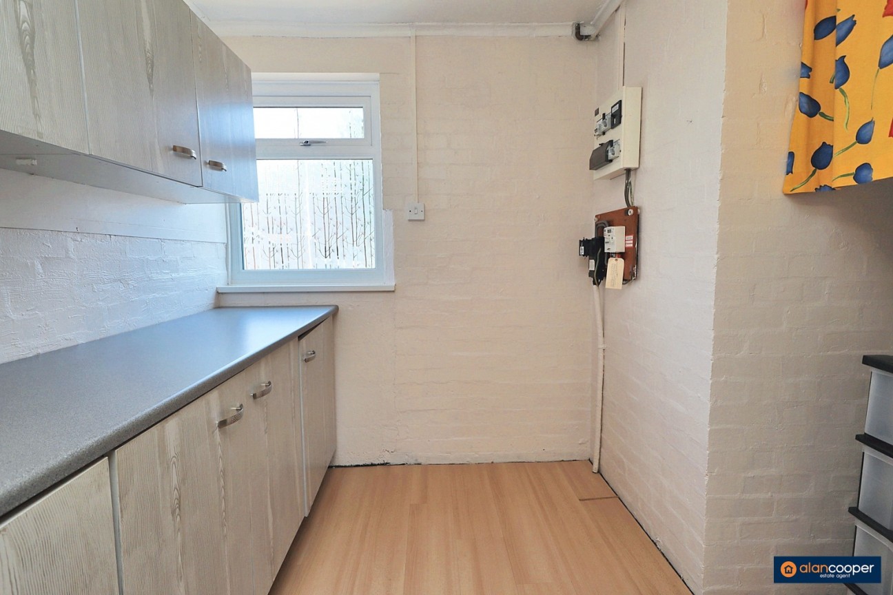 Cherry Tree Avenue, Nuneaton, CV10 9BD