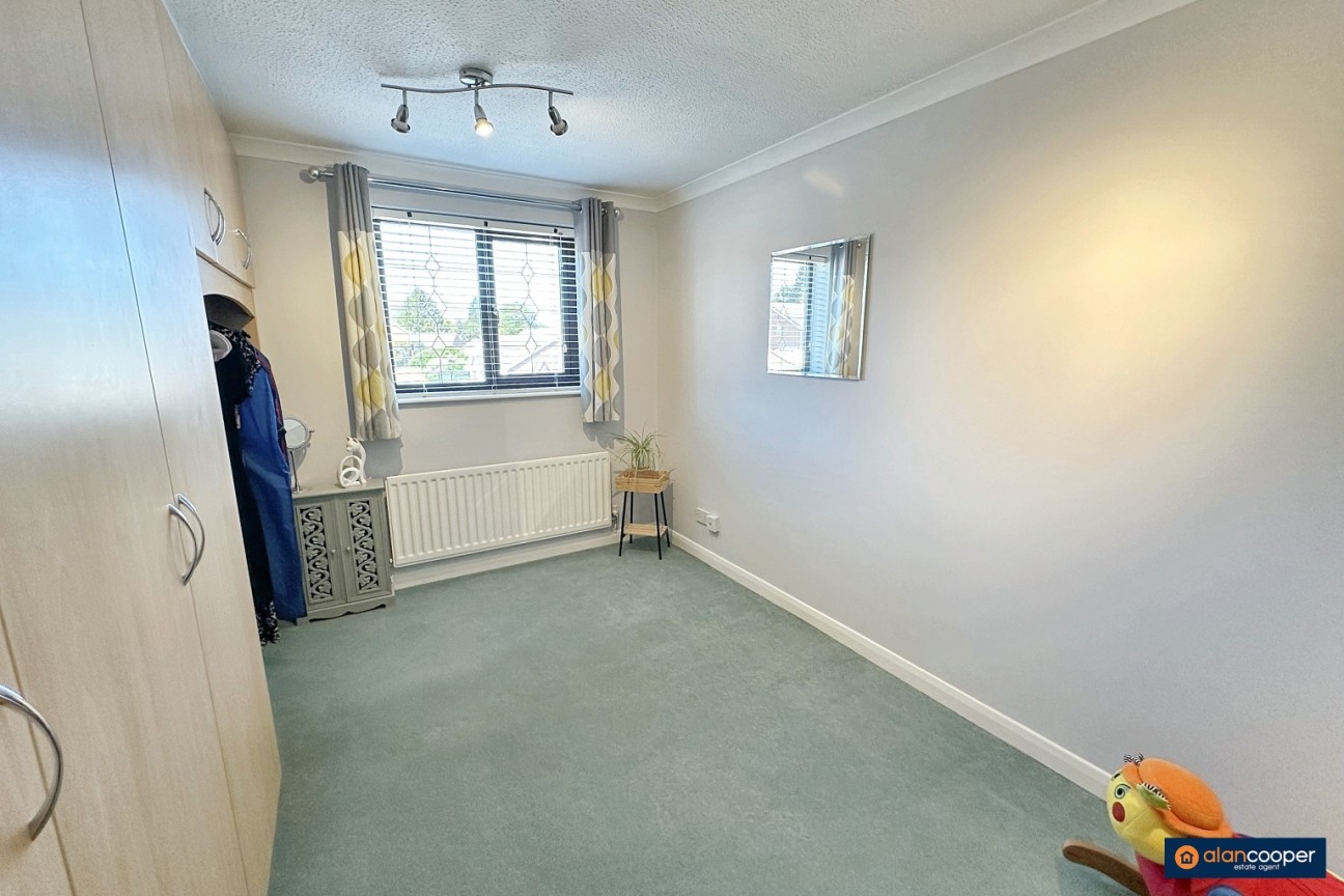 Rainsbrook Drive, Whitestone, Nuneaton, CV11 6UE
