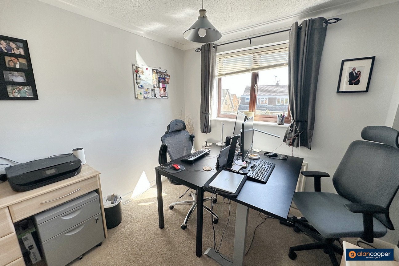 Rainsbrook Drive, Whitestone, Nuneaton, CV11 6UE