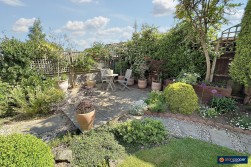 Rainsbrook Drive, Whitestone, Nuneaton, CV11 6UE
