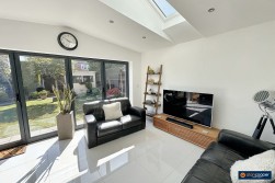 Rainsbrook Drive, Whitestone, Nuneaton, CV11 6UE