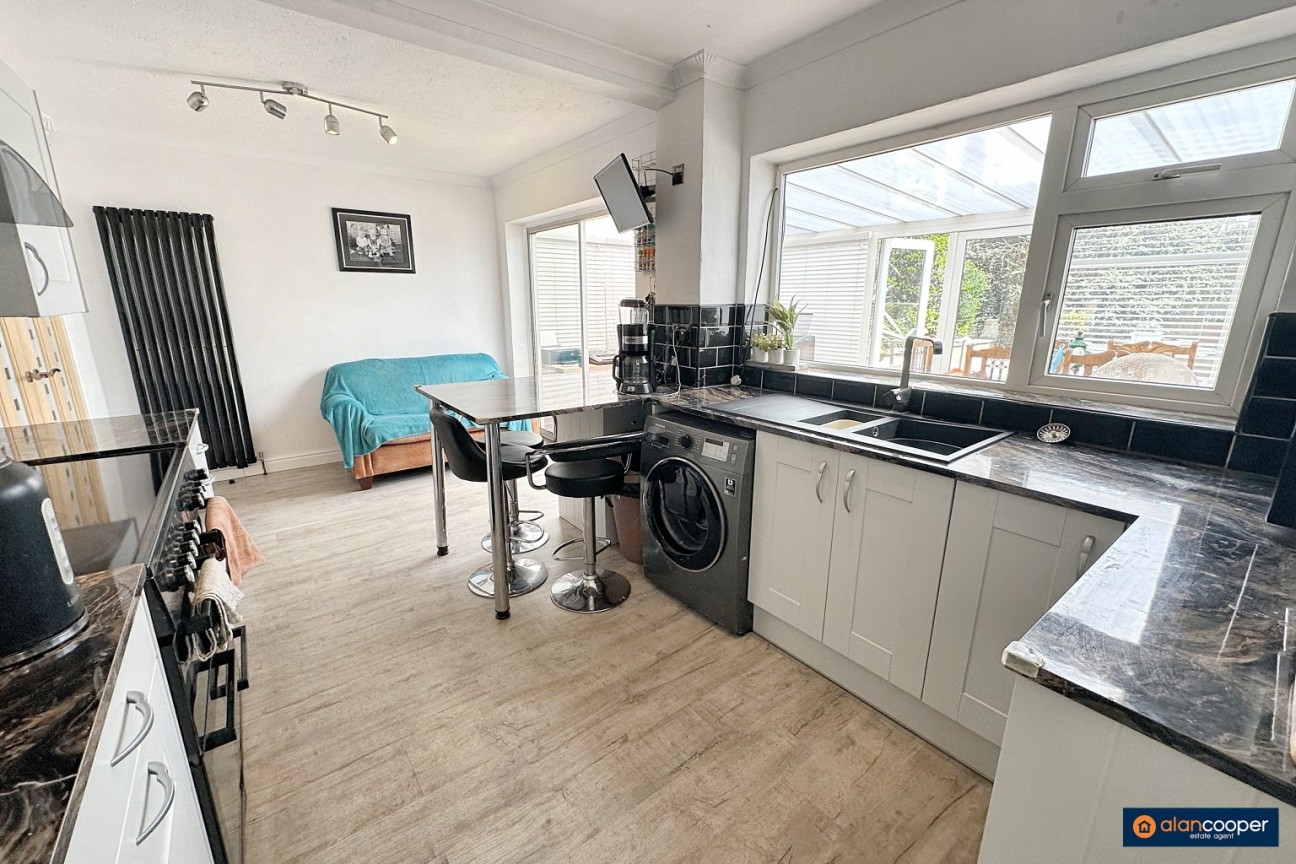 Pennine Way, Church Farm, Nuneaton, CV10 8PW