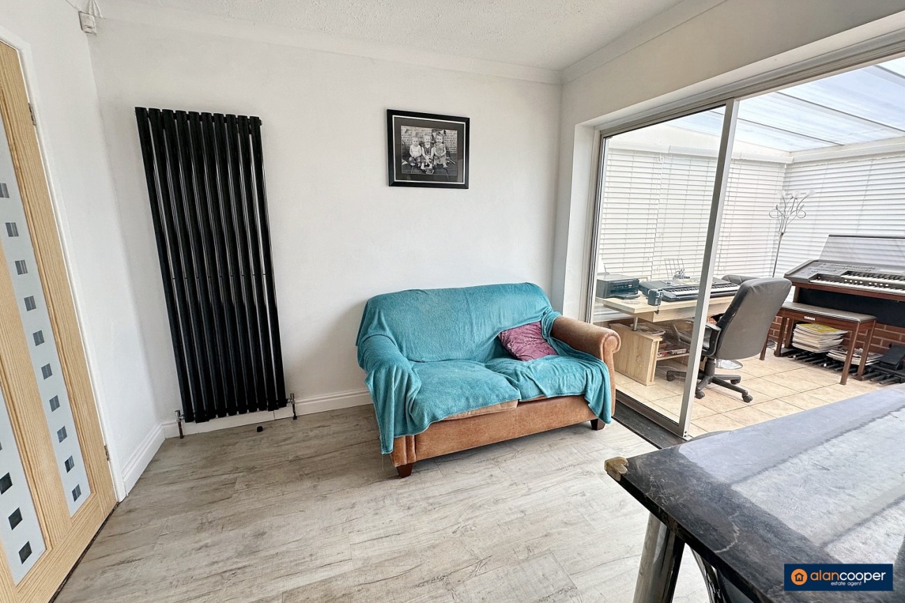 Pennine Way, Church Farm, Nuneaton, CV10 8PW