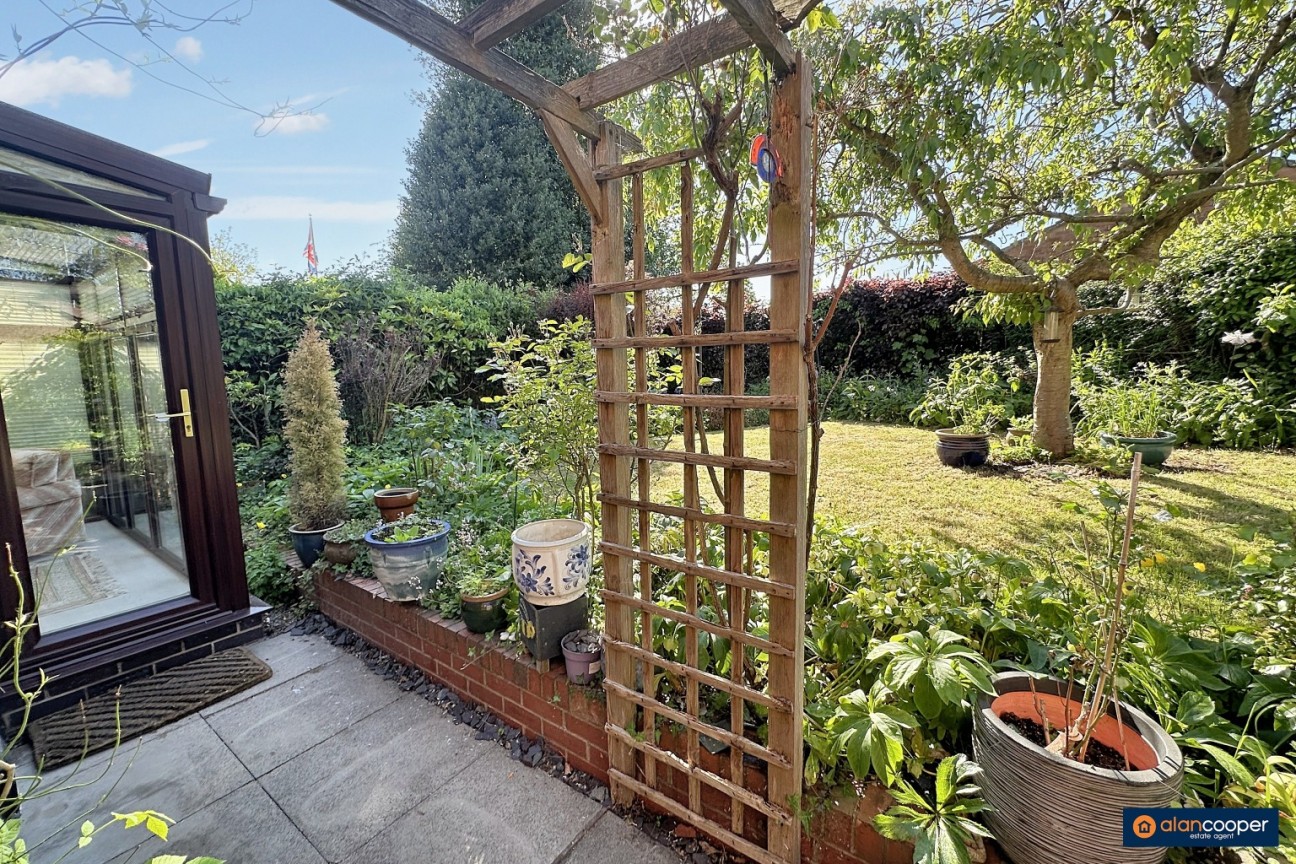 Church Street, Bulkington, CV12 9NL