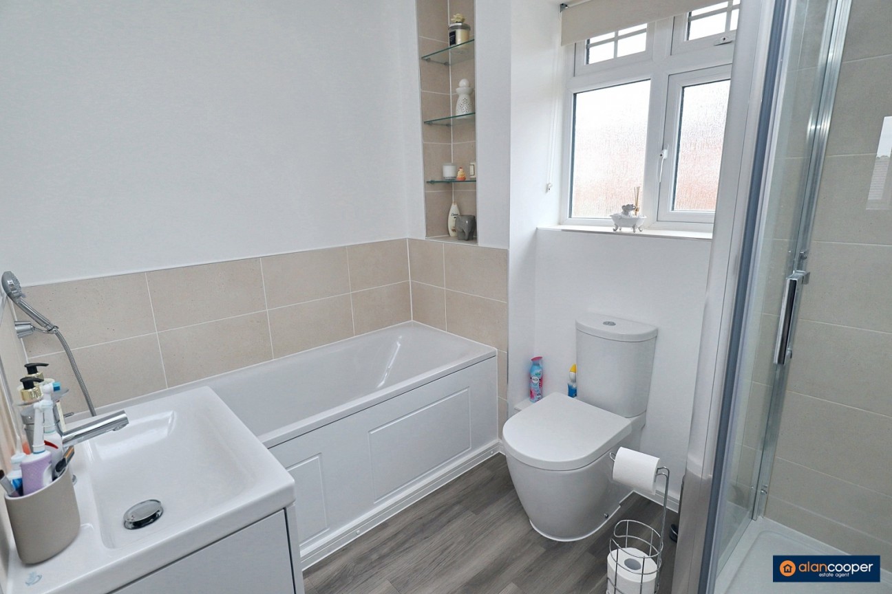 Macaw Close, Galley Common, Nuneaton, CV10 9TX