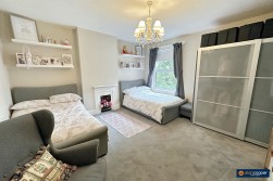 Manor Court Road, Nuneaton, CV11 5HG