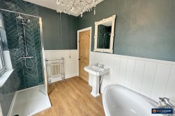 Manor Court Road, Nuneaton, CV11 5HG