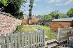 Manor Court Road, Nuneaton, CV11 5HG