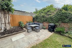 Manor Court Road, Nuneaton, CV11 5HG
