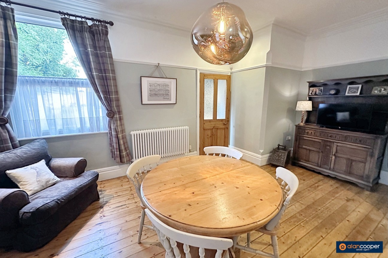 Manor Court Road, Nuneaton, CV11 5HG