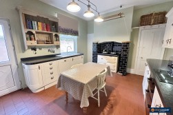 Manor Court Road, Nuneaton, CV11 5HG