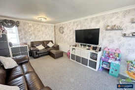 Stroma Way, Glendale, Nuneaton, CV10 7LR