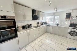 Stroma Way, Glendale, Nuneaton, CV10 7LR