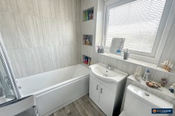 Stroma Way, Glendale, Nuneaton, CV10 7LR