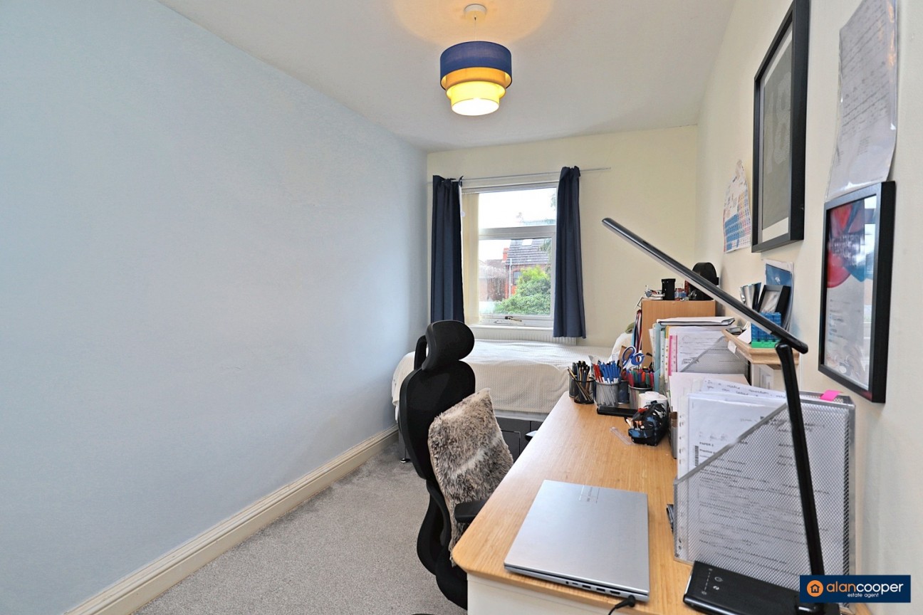 Orchard Street, Nuneaton, CV11 4