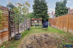 Orchard Street, Nuneaton, CV11 4