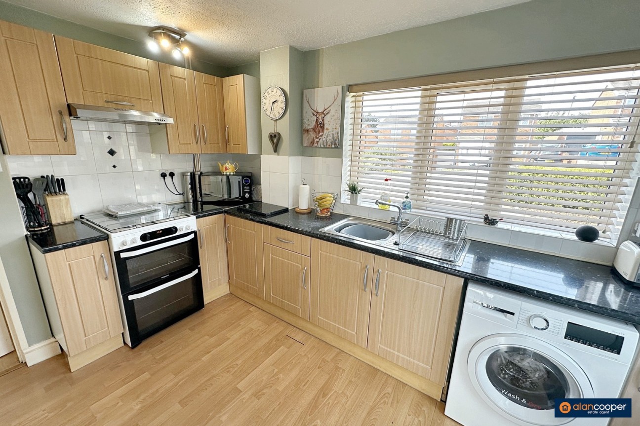 Salisbury Drive, Nuneaton, CV10 9LU