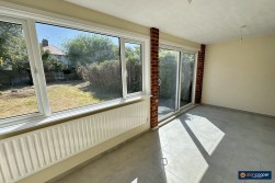 Vale View, Stockingford, Nuneaton, CV10 8AL