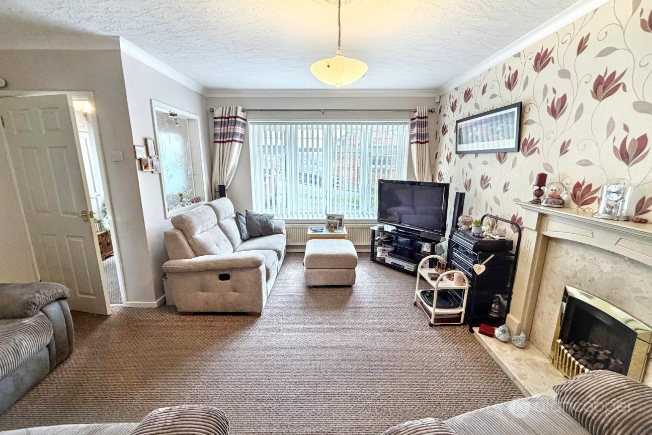 Wenlock Way, Church Farm, Nuneaton, CV10 8QL